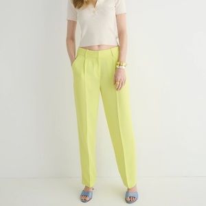 NWT Essential pant in city crepe- Lemon Sorbet